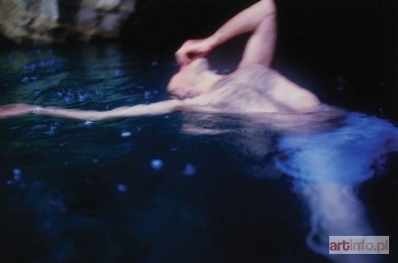 GOLDIN Nan | Guido floating, Levanzo, Sicily, 1999