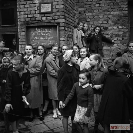 PRAŻUCH Wiesław | Przywitanie Stanisława Królaka, 18 maja 1956