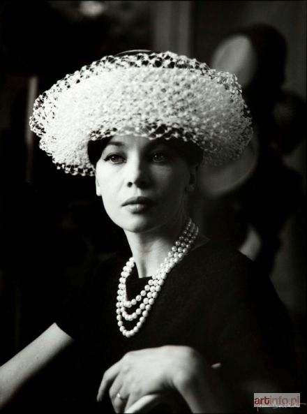 BARTHET Jean | Leslie Caron