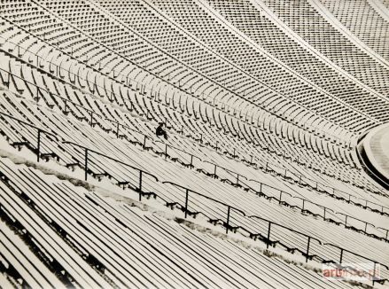 KOSIŃSKI Jerzy | Reviere at a Stadium / Man Before His Work